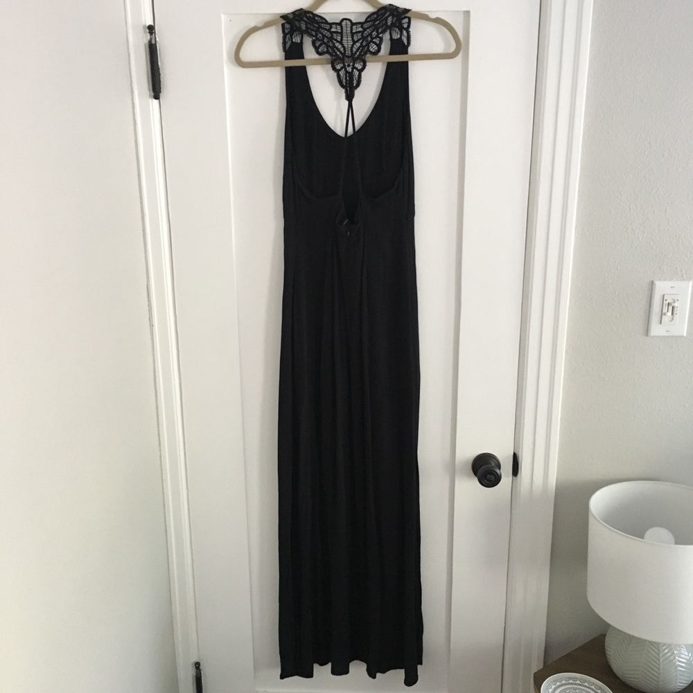 Black boho maxi dress with crochet back 🖤✌🏼